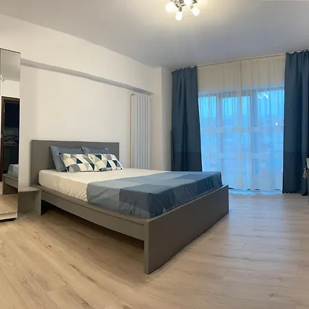 New Studio Pitesti Exterior photo